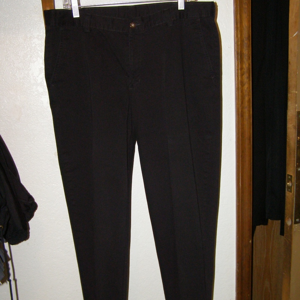 MENS 36 X 32 BLACK CASUAL PANTS  DOCKER TYPE